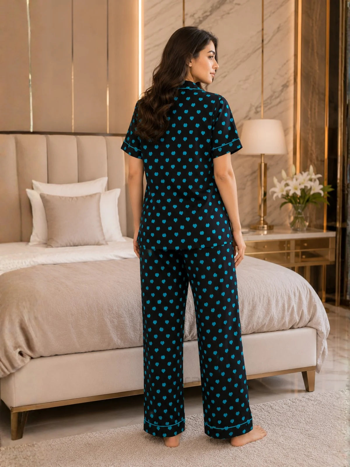 Women's Black & Blue Heart Print Satin Pajama Set - XL - Image 4